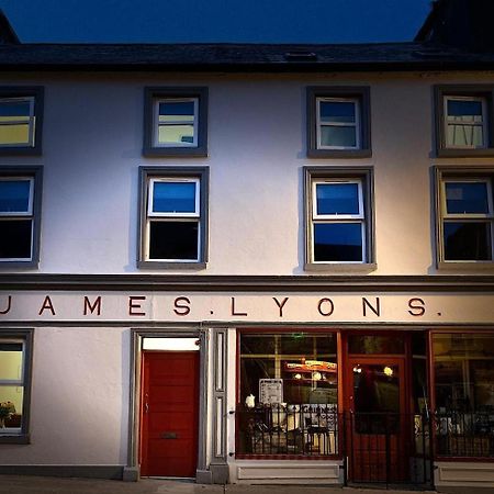 'James Lyons' The Old Main St 巴利霍尼斯 外观 照片